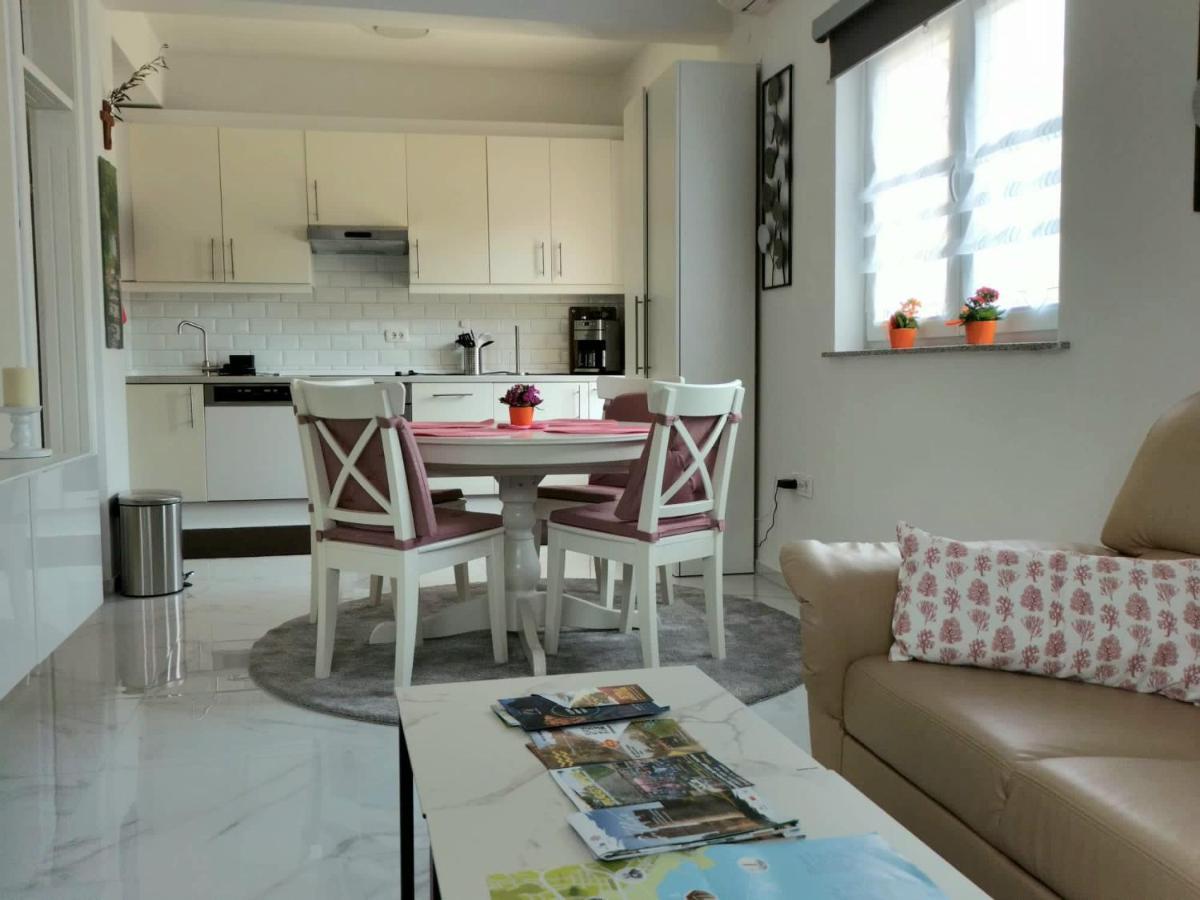 Apartment Grazia 普拉 外观 照片